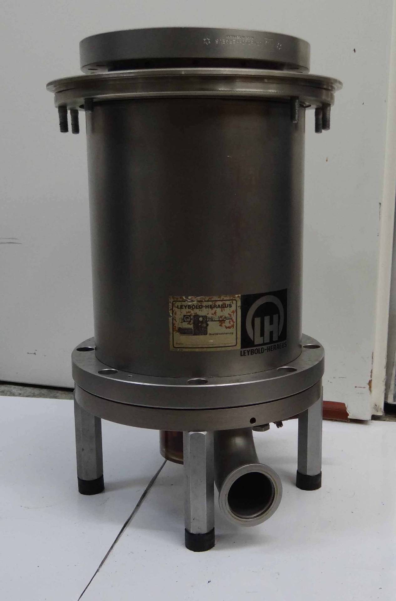 사진 사용됨 LEYBOLD HERAEUS TurboVac 450 판매용