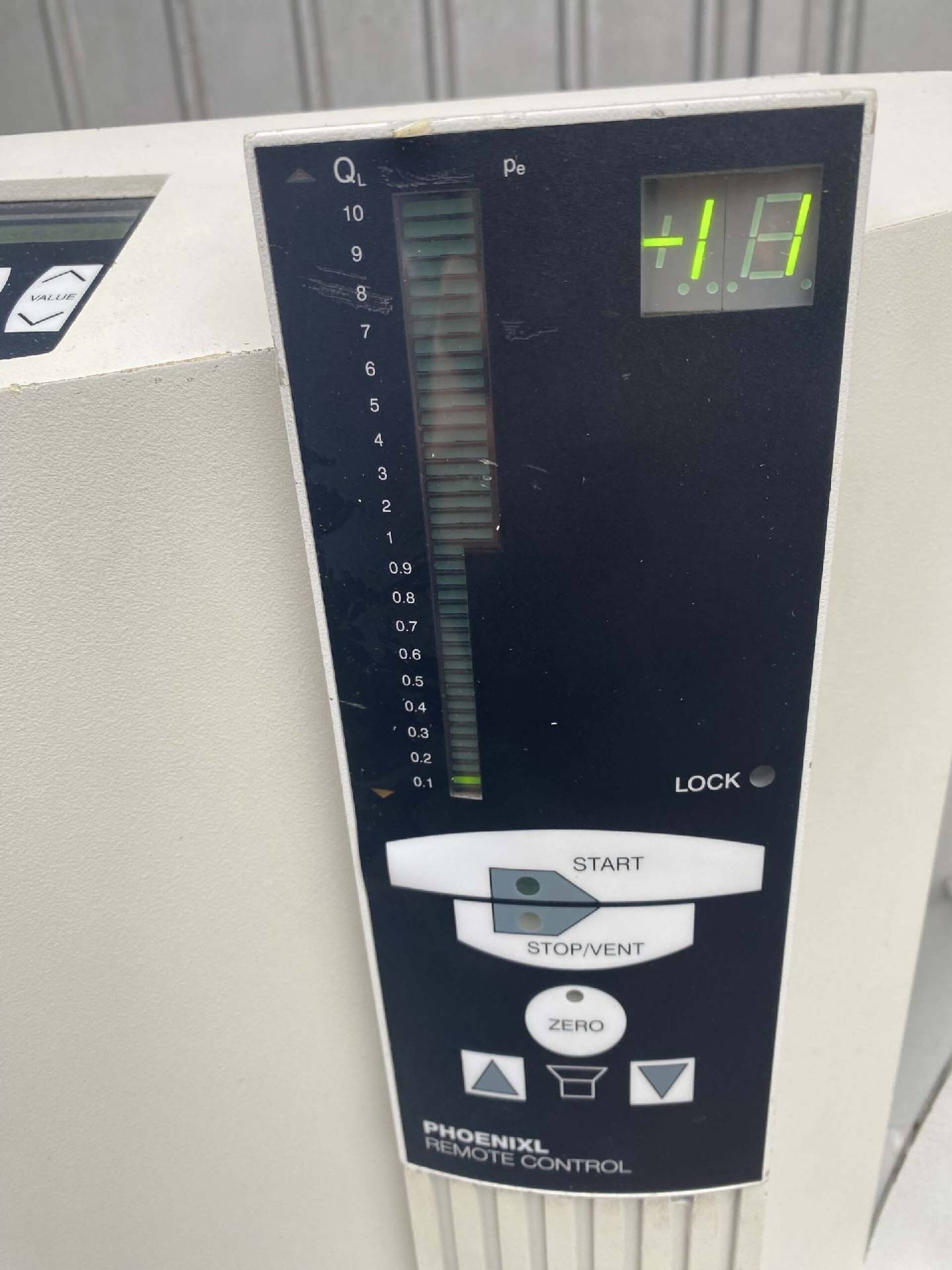 フォト（写真） 使用される LEYBOLD HERAEUS UL 200 販売のために