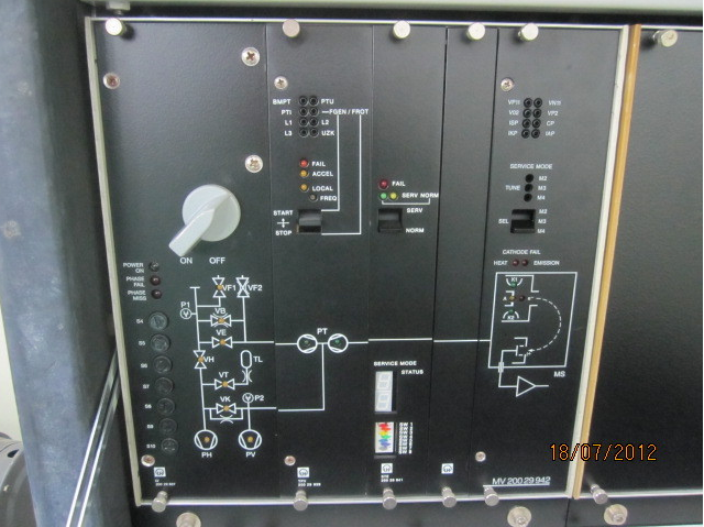 Photo Utilisé LEYBOLD HERAEUS UL 500 À vendre