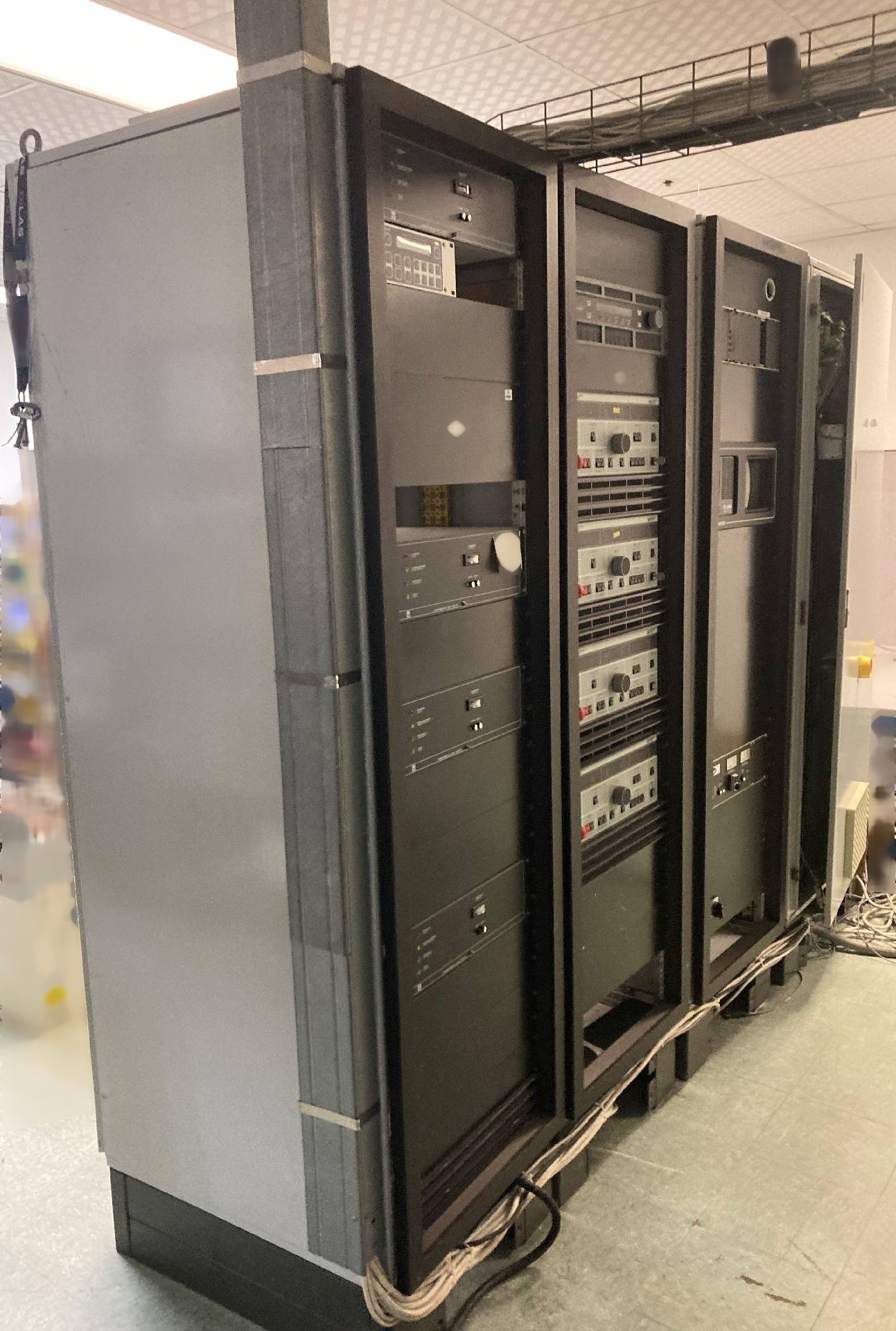 圖為 已使用的 LEYBOLD HERAEUS Z6000 待售