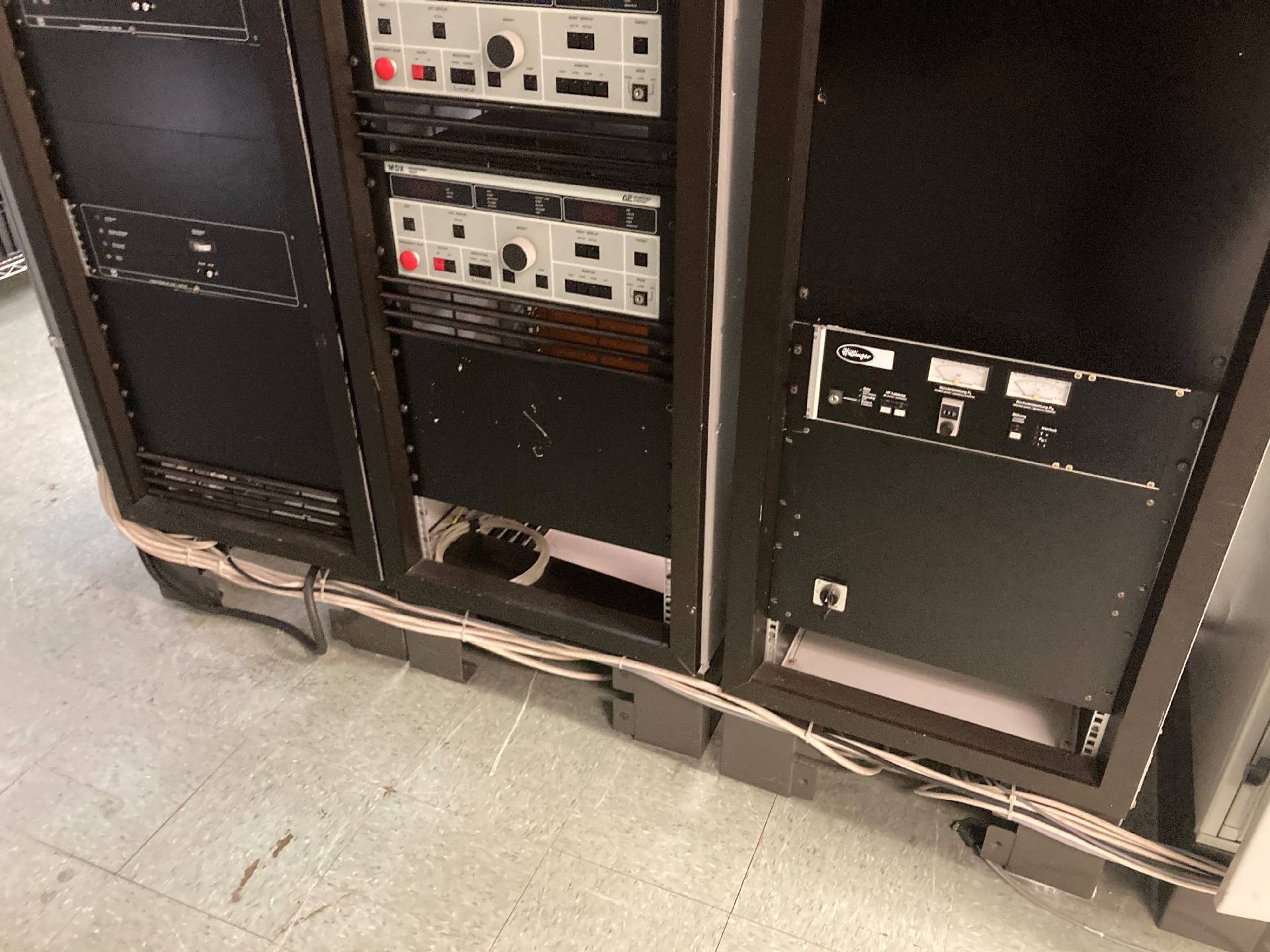 圖為 已使用的 LEYBOLD HERAEUS Z6000 待售