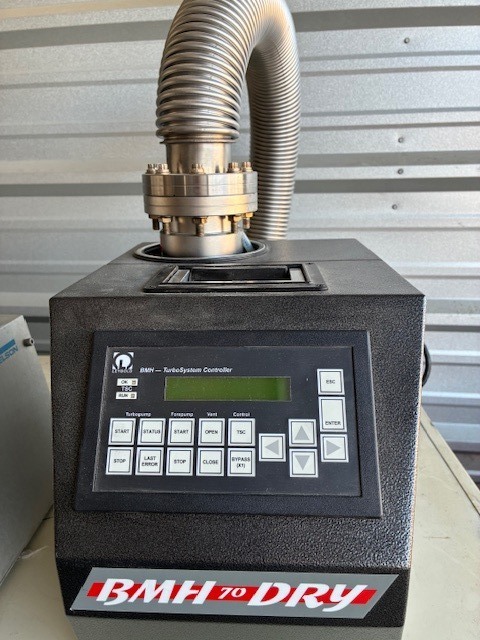 圖為 已使用的 LEYBOLD BMH70 待售