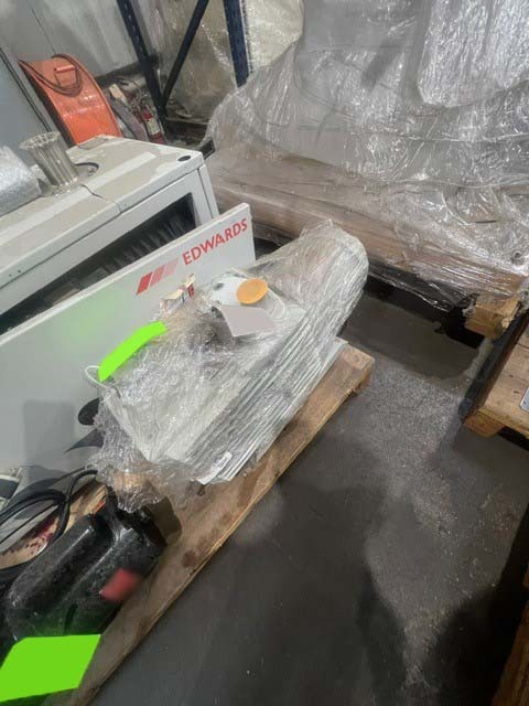 Photo Used LEYBOLD D 30 A For Sale