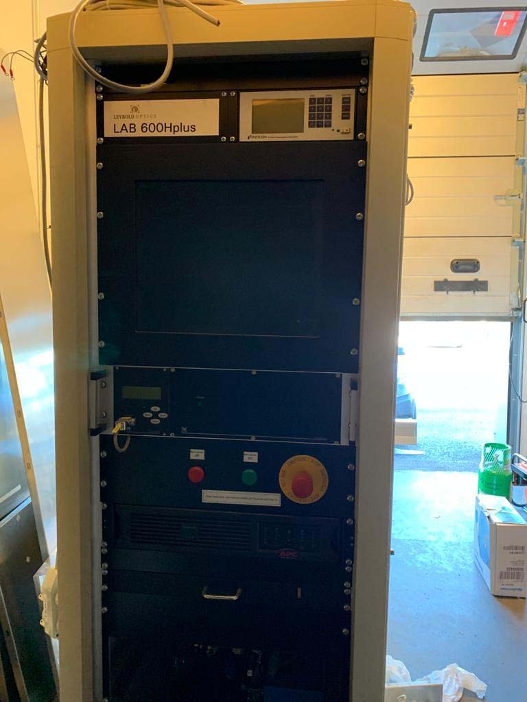 사진 사용됨 LEYBOLD LAB 600H Plus 판매용