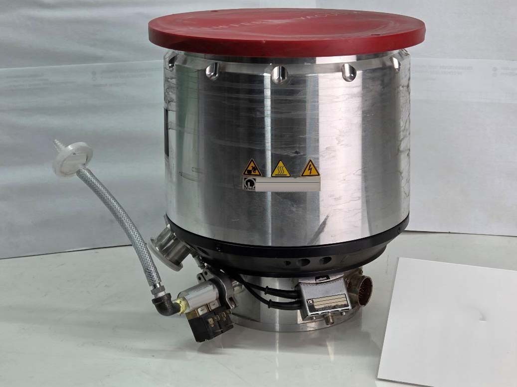 图为 已使用的 LEYBOLD MAG W 2200C 待售