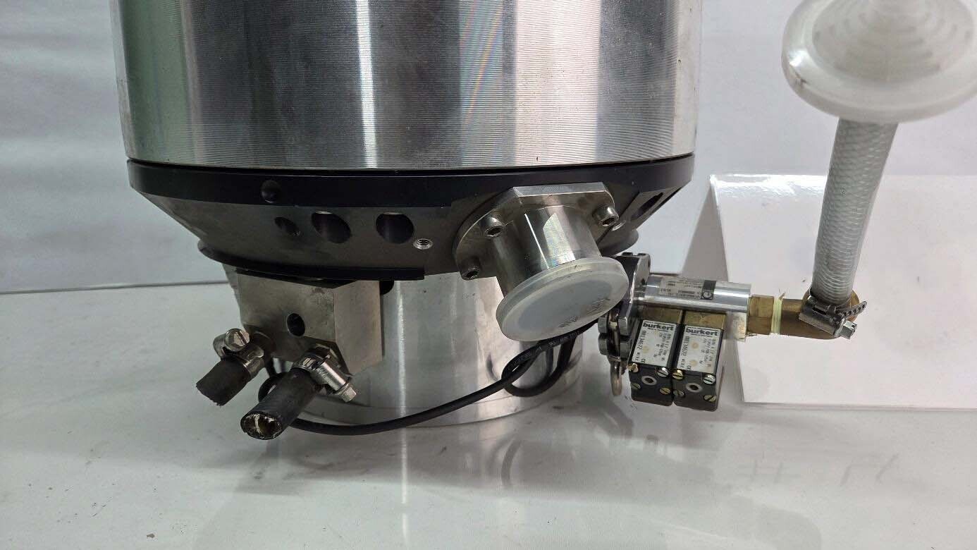 图为 已使用的 LEYBOLD MAG W 2200C 待售