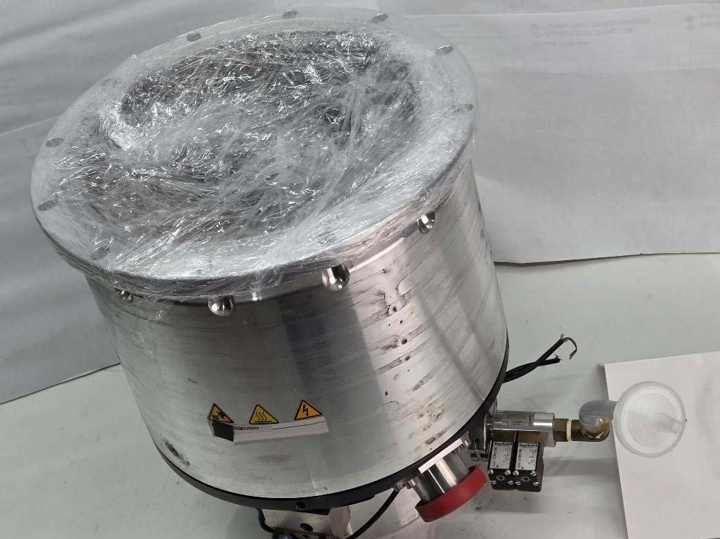 图为 已使用的 LEYBOLD MAG W 2200C 待售