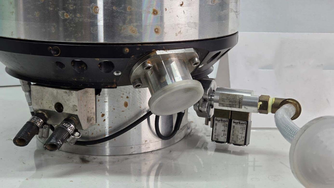 图为 已使用的 LEYBOLD MAG W 2200C 待售