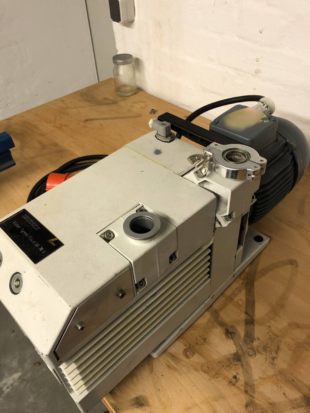 图为 已使用的 LEYBOLD Trivac D25BCS 待售