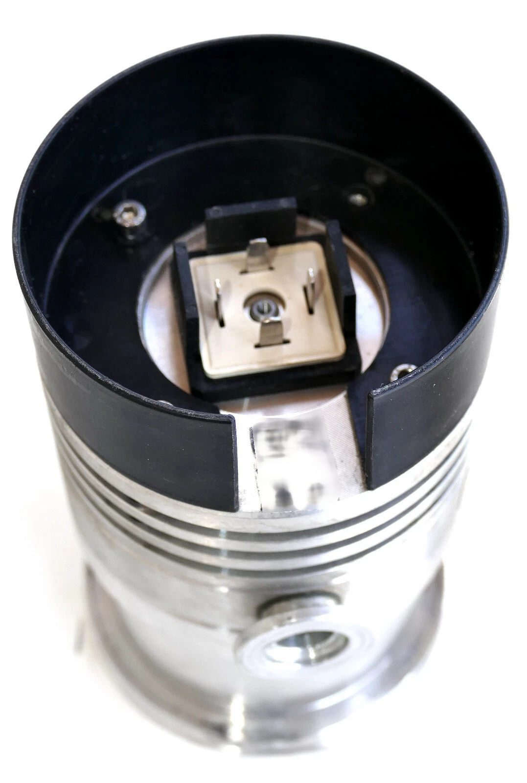 圖為 已使用的 LEYBOLD TurboVac 50 待售