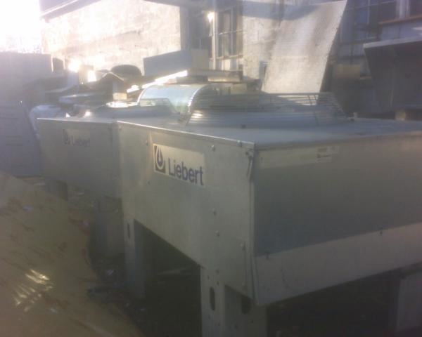 Photo Used LIEBERT System 3 FH075A-CAM For Sale
