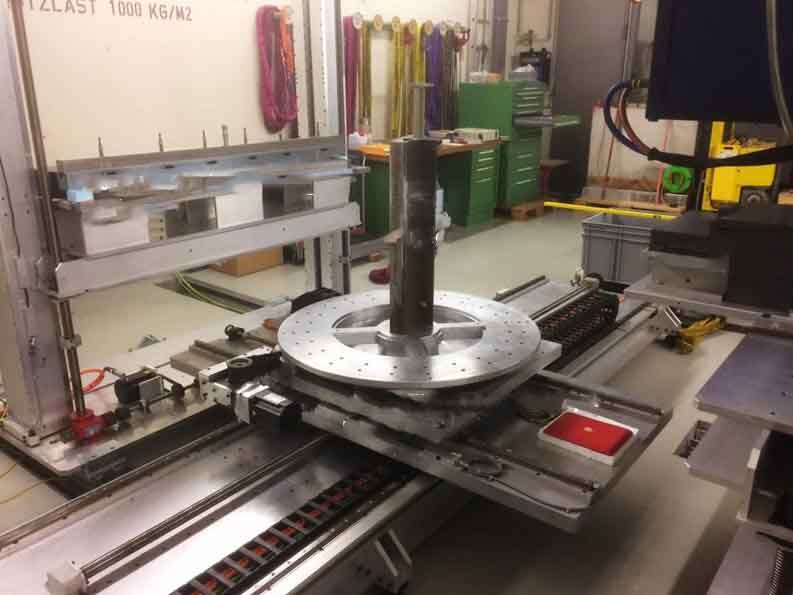 Foto Verwendet LINAC CT Scanner Zum Verkauf