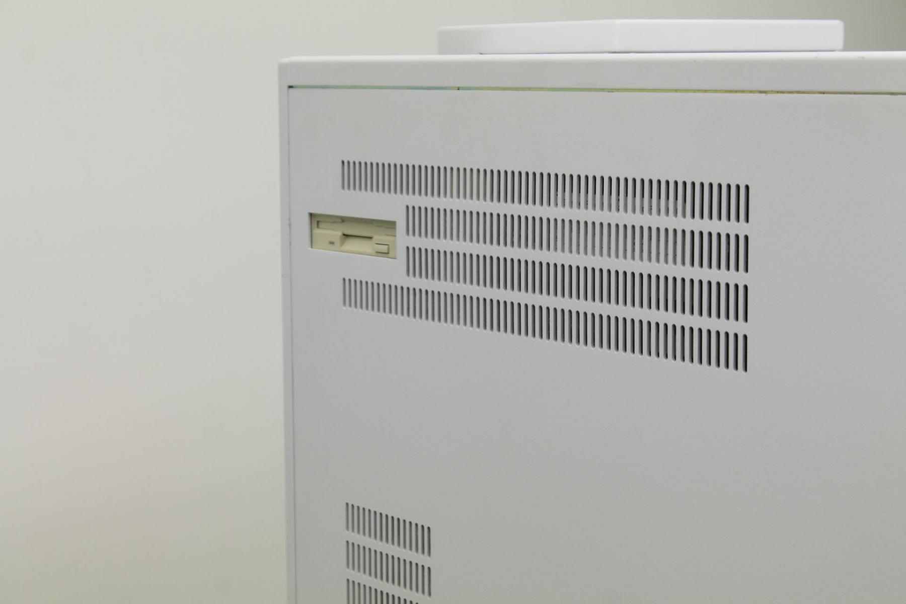 フォト（写真） 使用される LJL BIOSYSTEMS Acquest 384.1536 販売のために