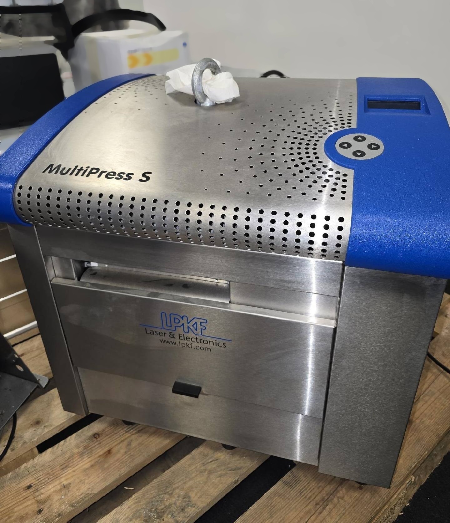 사진 사용됨 LPKF MultiPress S 판매용