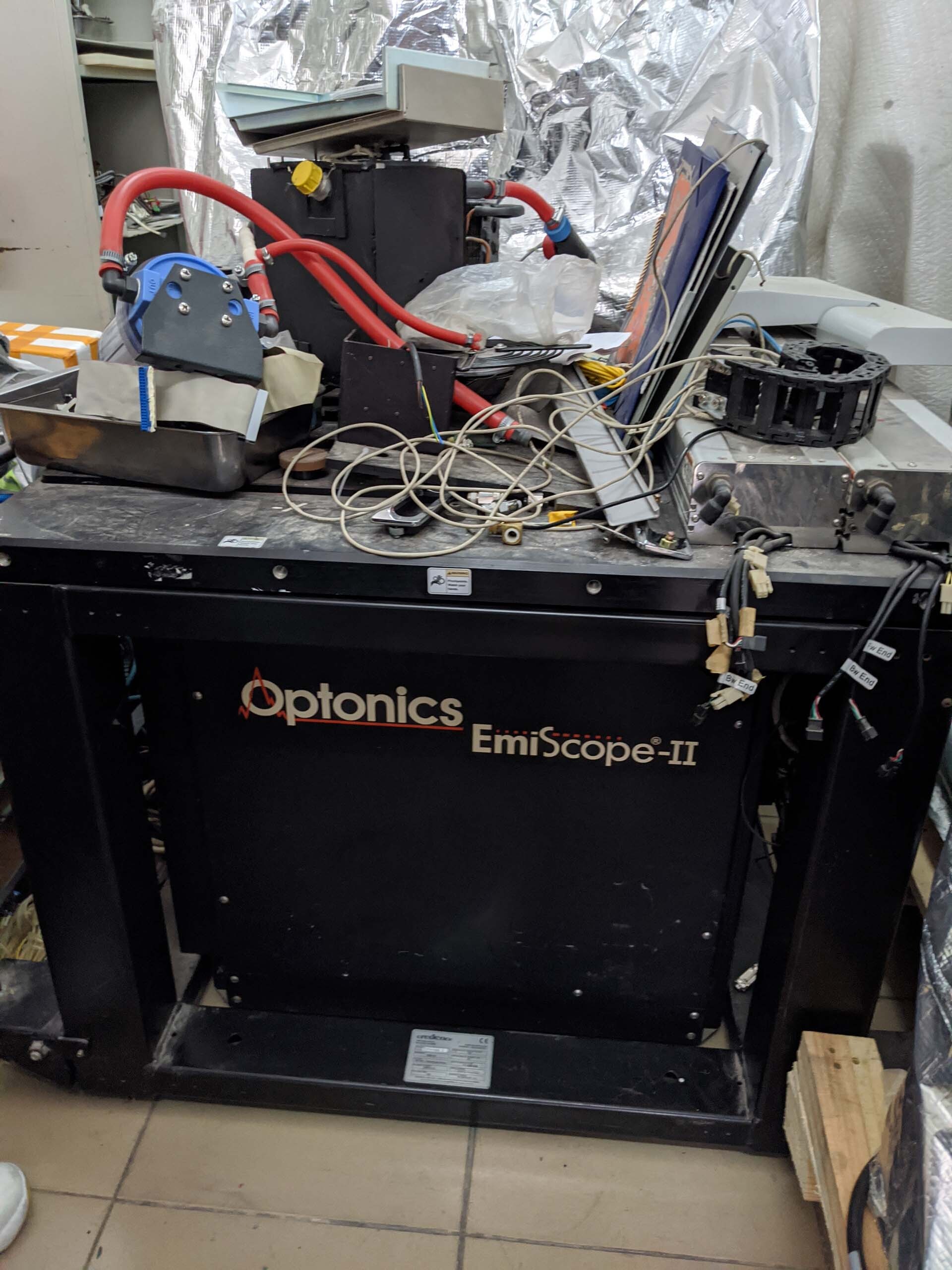 Photo Utilisé LTX-CREDENCE / OPTONICS Emiscope II À vendre