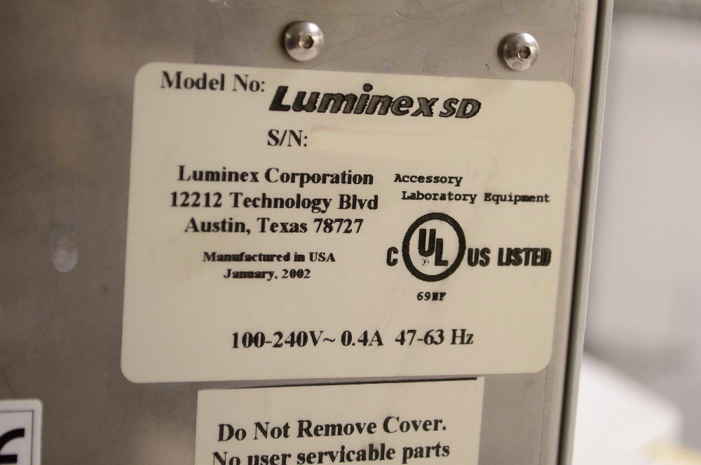 Photo Used LUMINEX / BIO-RAD 100 W For Sale