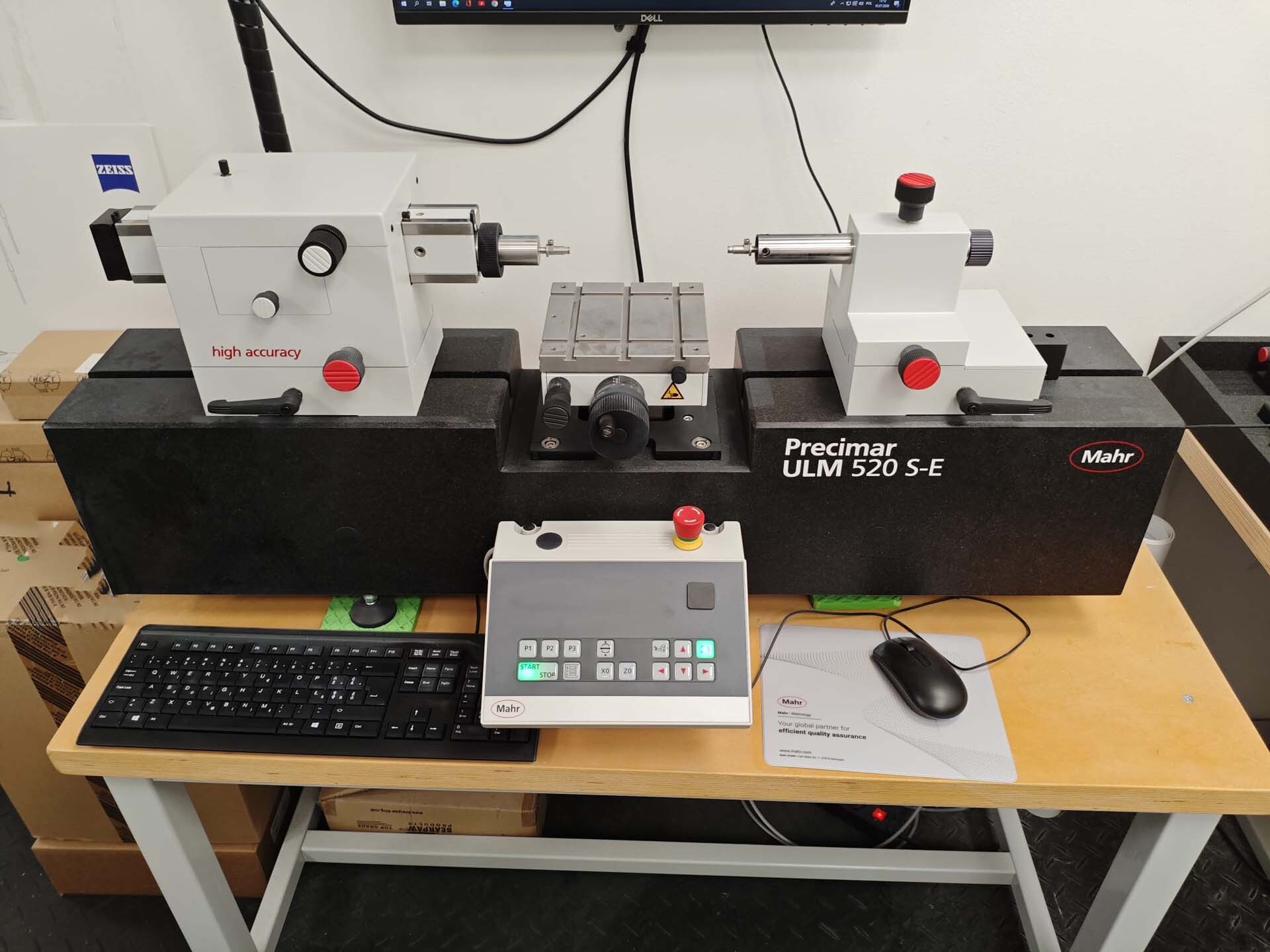 Photo Used MAHR ULM 520 S-E For Sale