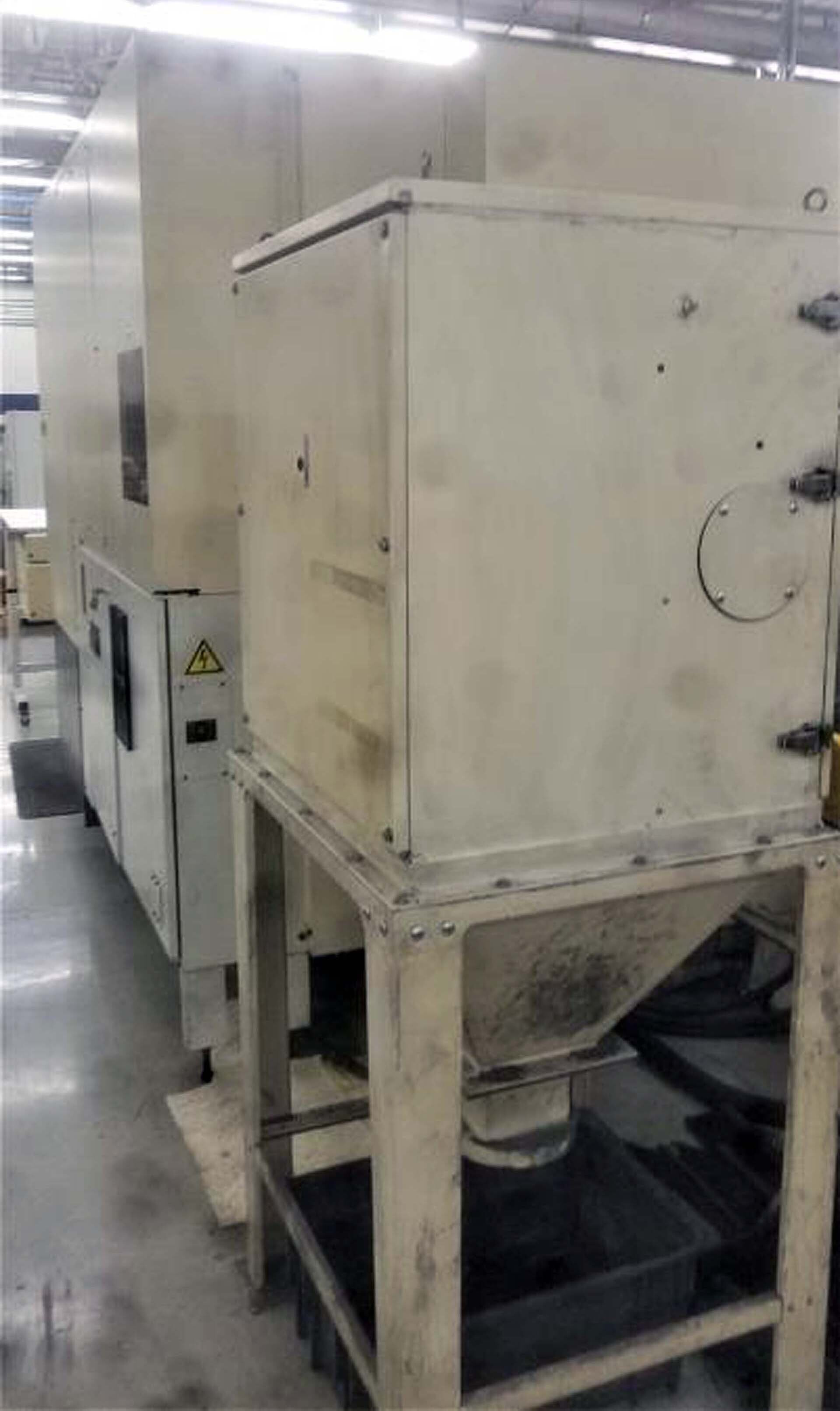 Photo Used MAKINO SNC64 For Sale