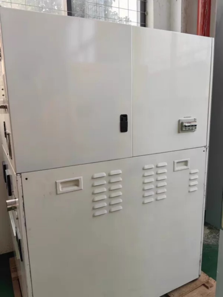 图为 已使用的 MARCH AP 1000 待售