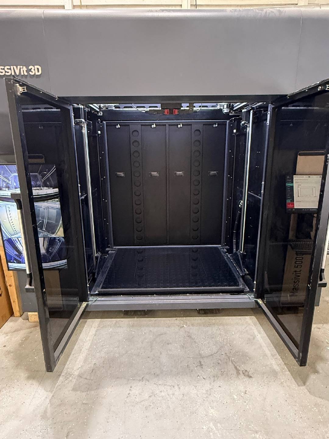 사진 사용됨 MASSIVIT 5000 판매용