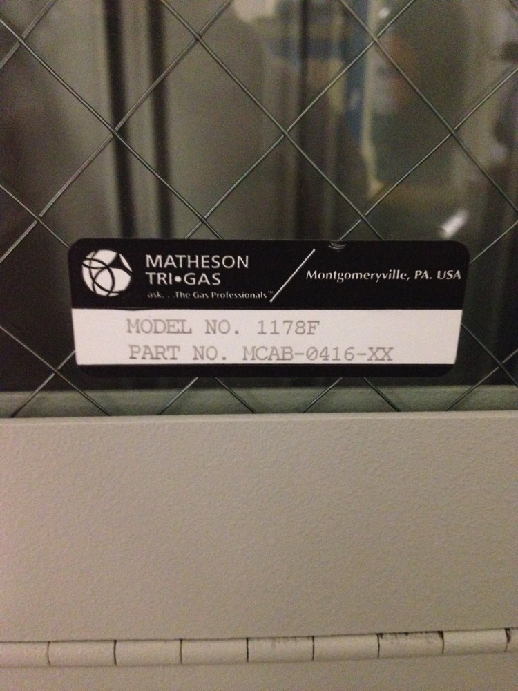 Photo Used MATHESON / SEMI-GAS SYSTEMS 1178F For Sale