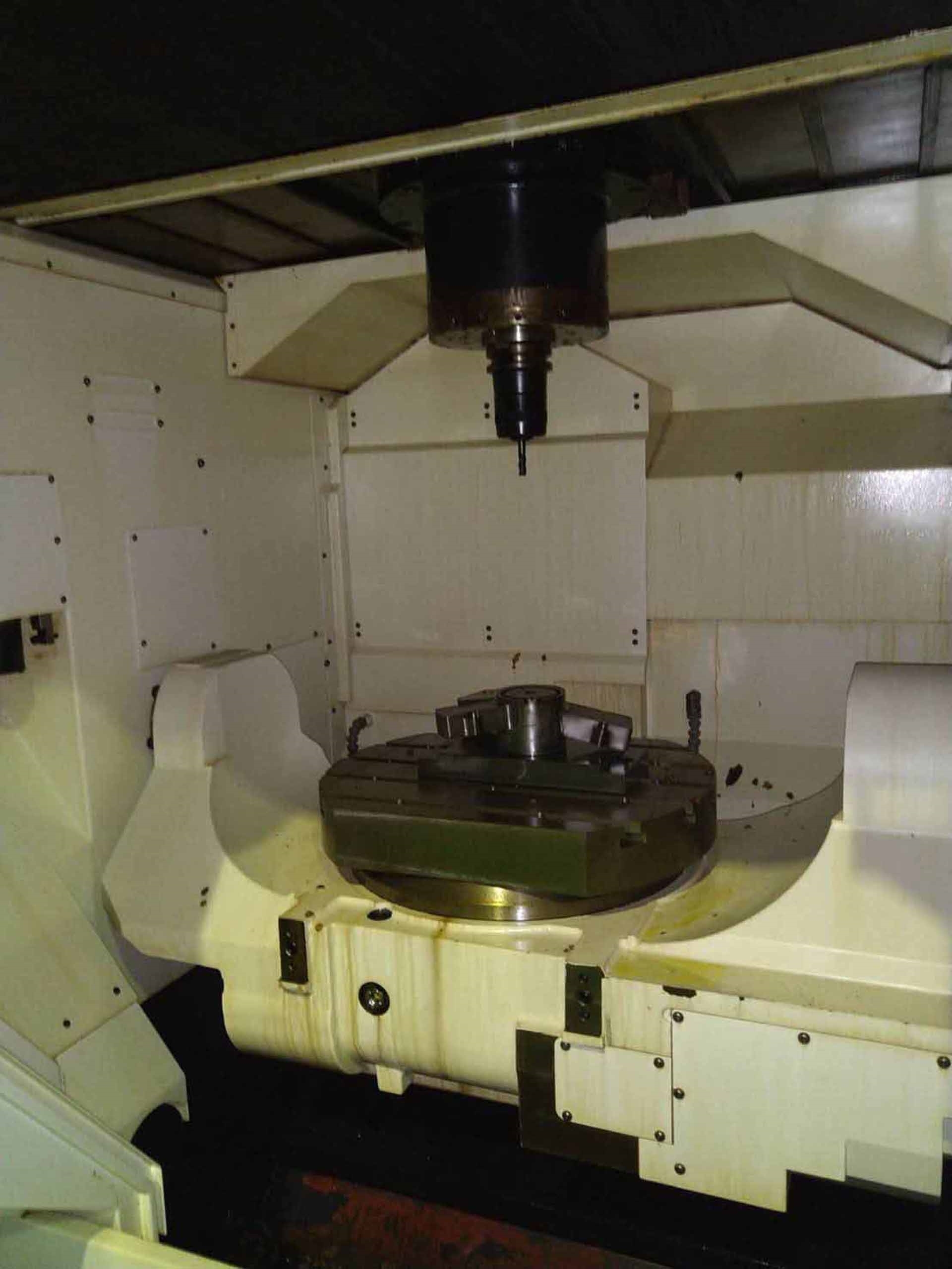 Photo Used MAZAK Variaxis 730-5X II For Sale