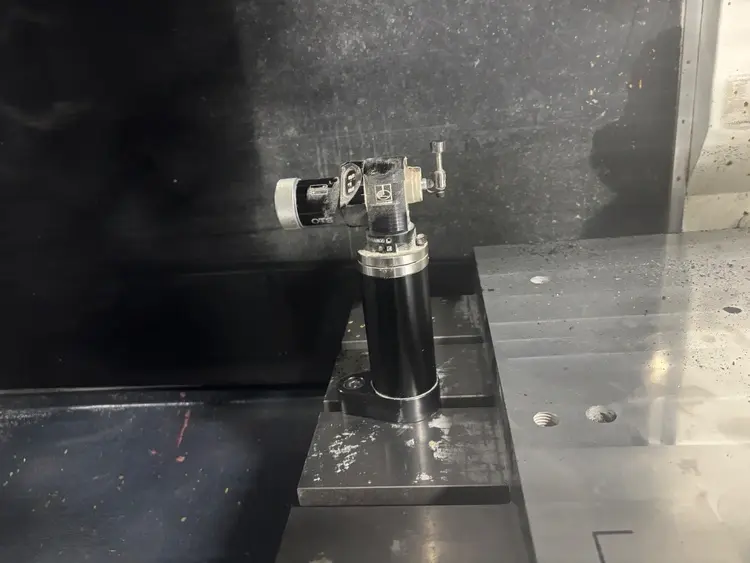 图为 已使用的 MAZAK VTC 300 C 待售