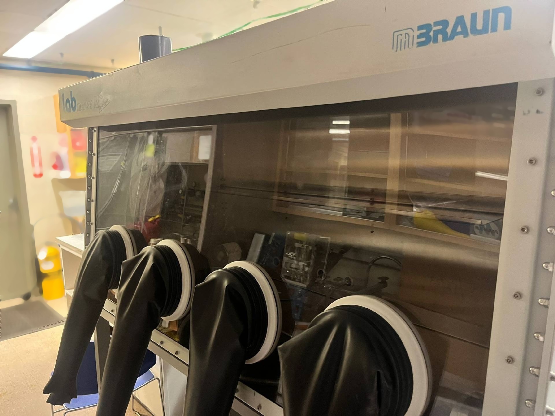 사진 사용됨 MBRAUN LabMaster 130 판매용