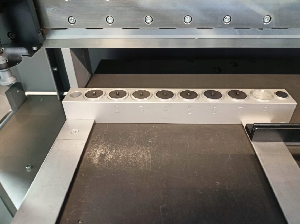 사진 사용됨 MECHATRONIKA M10V 판매용