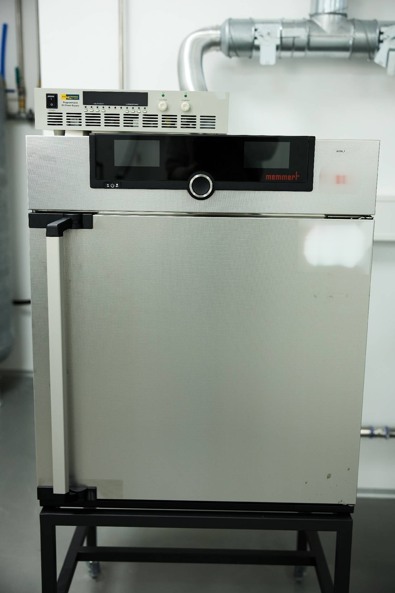 フォト（写真） 使用される MEMMERT Oven 販売のために