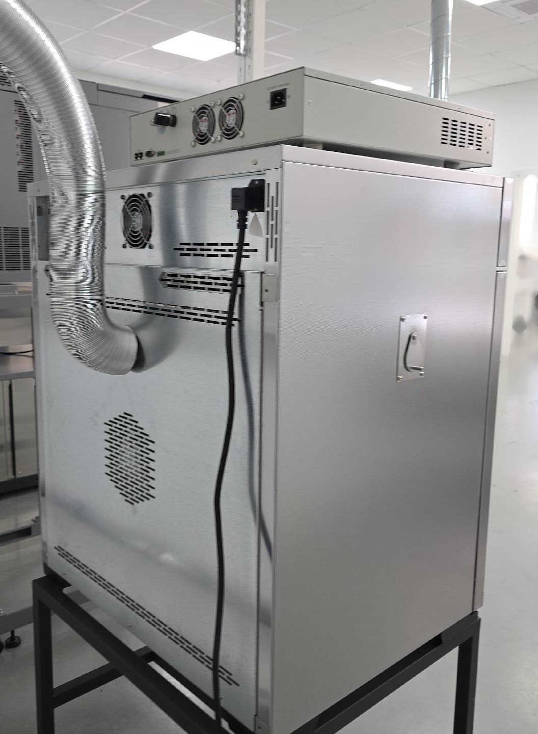 フォト（写真） 使用される MEMMERT Oven 販売のために