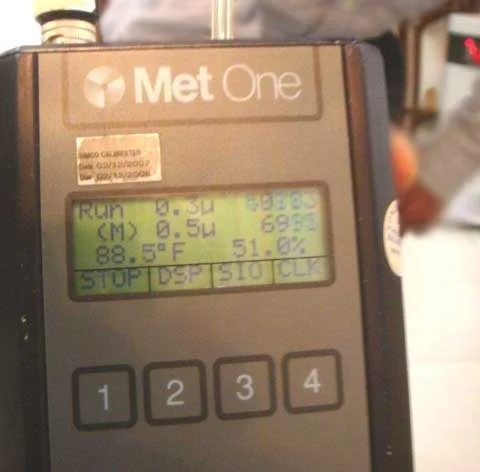 MET ONE 227B パーティクルカウンター はセール価格 #98846 で使用され