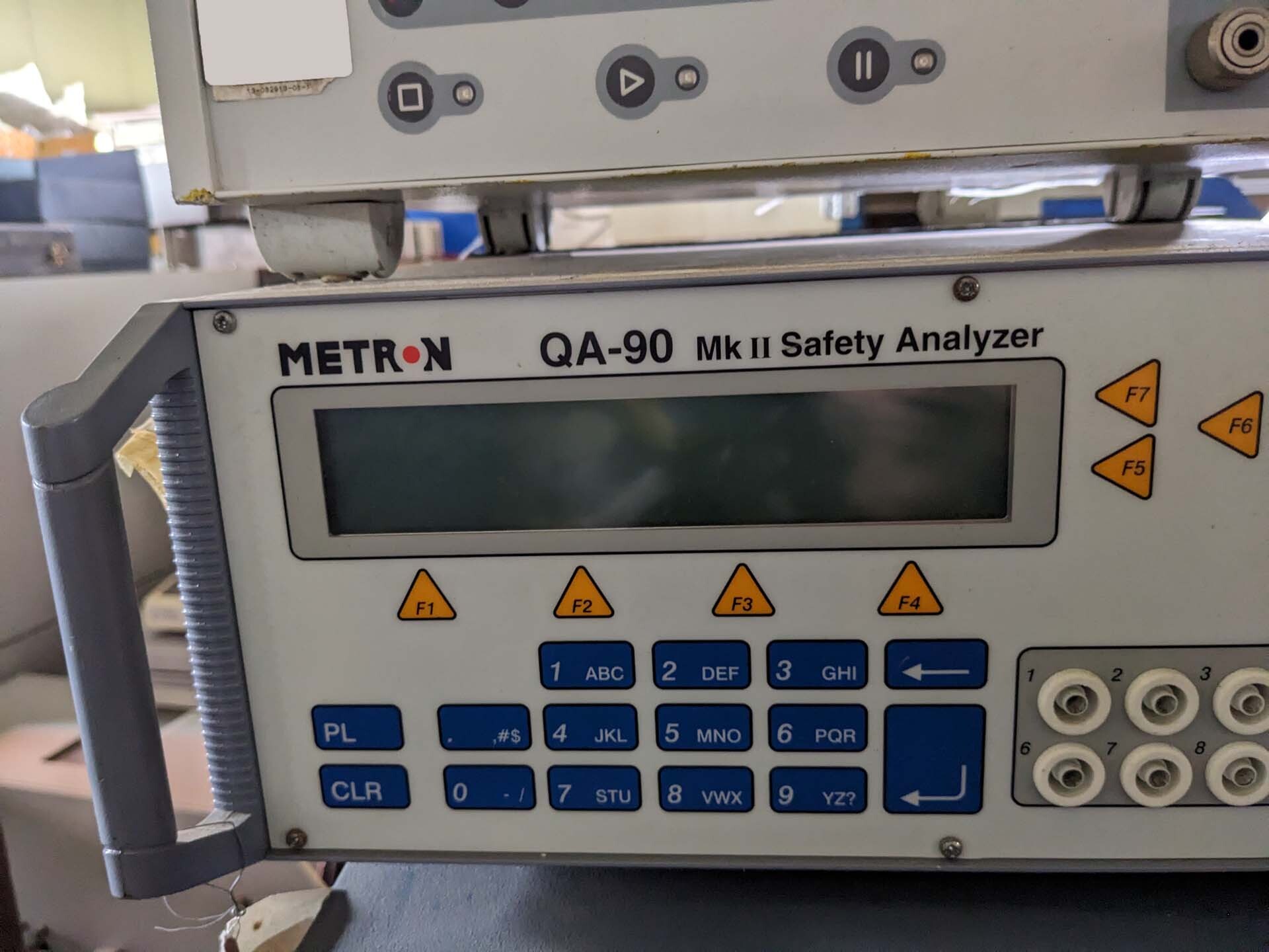 圖為 已使用的 METRON QA-90 待售