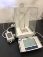 Photo Used METTLER TOLEDO XS 105 DU For Sale