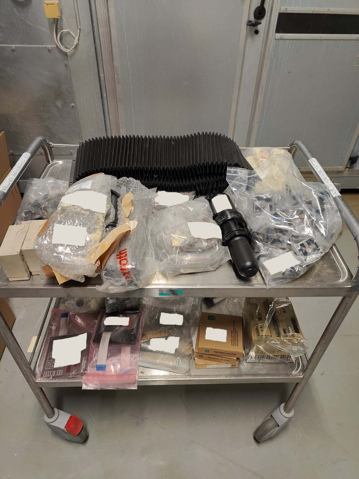 圖為 已使用的 MEYER BURGER Lot of spare parts 待售