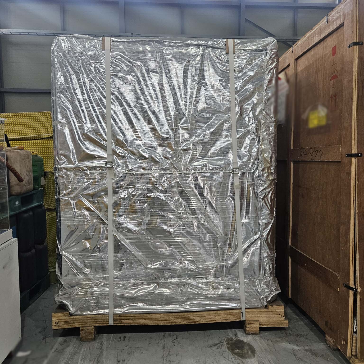 Foto Verwendet SCHNEIDER ELECTRIC / APC MGE Galaxy 6000 Zum Verkauf