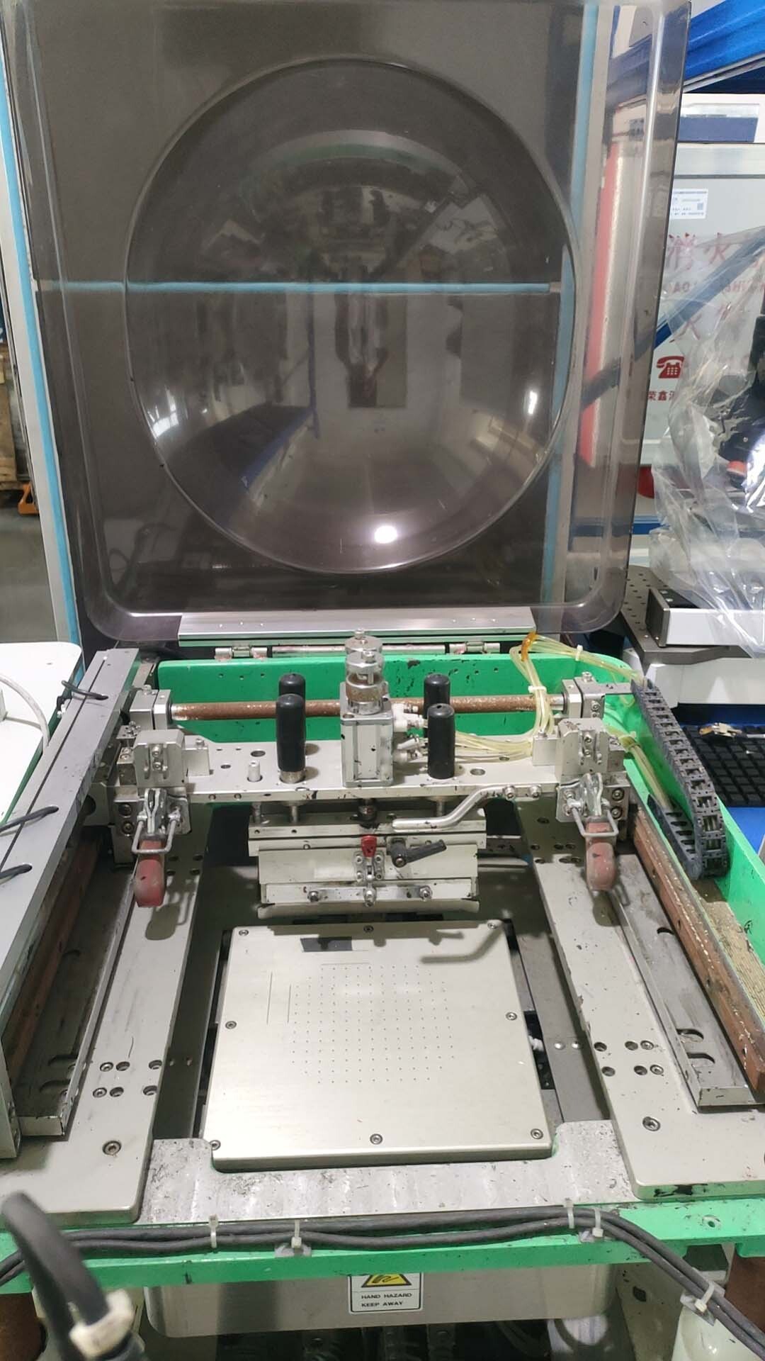 Photo Used MICRO-TEC MTVC-320 For Sale