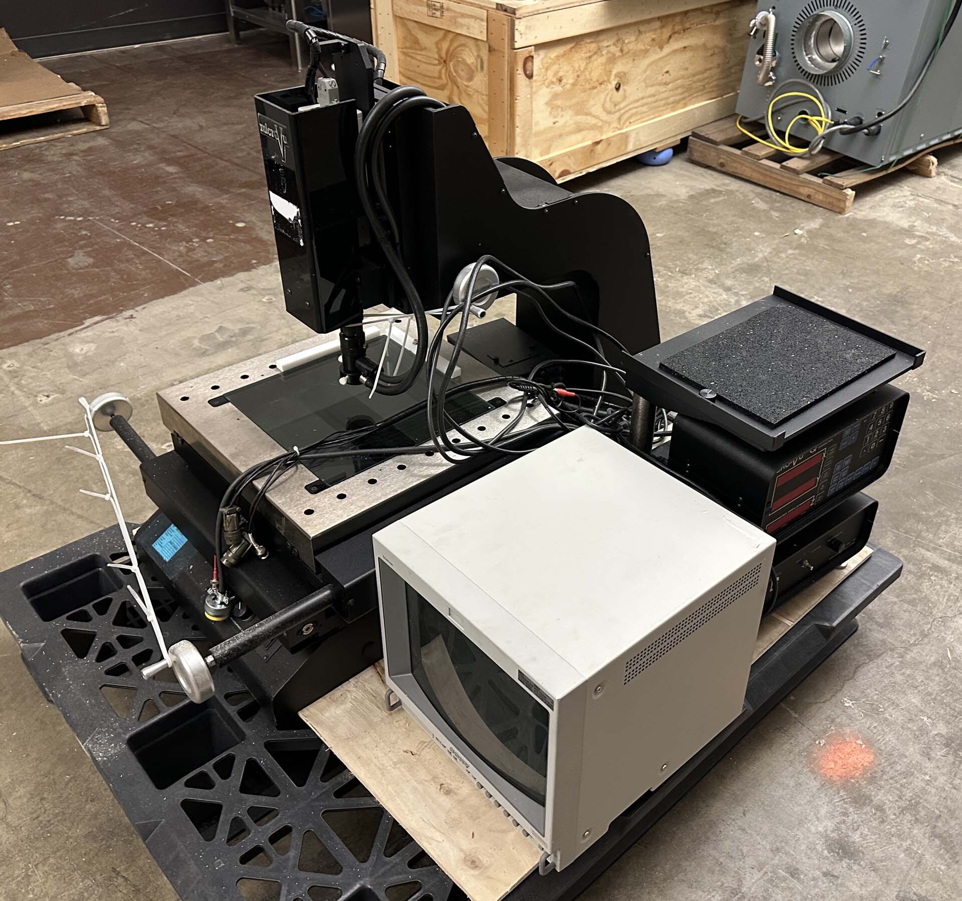 Photo Used MICRO VU M302 For Sale