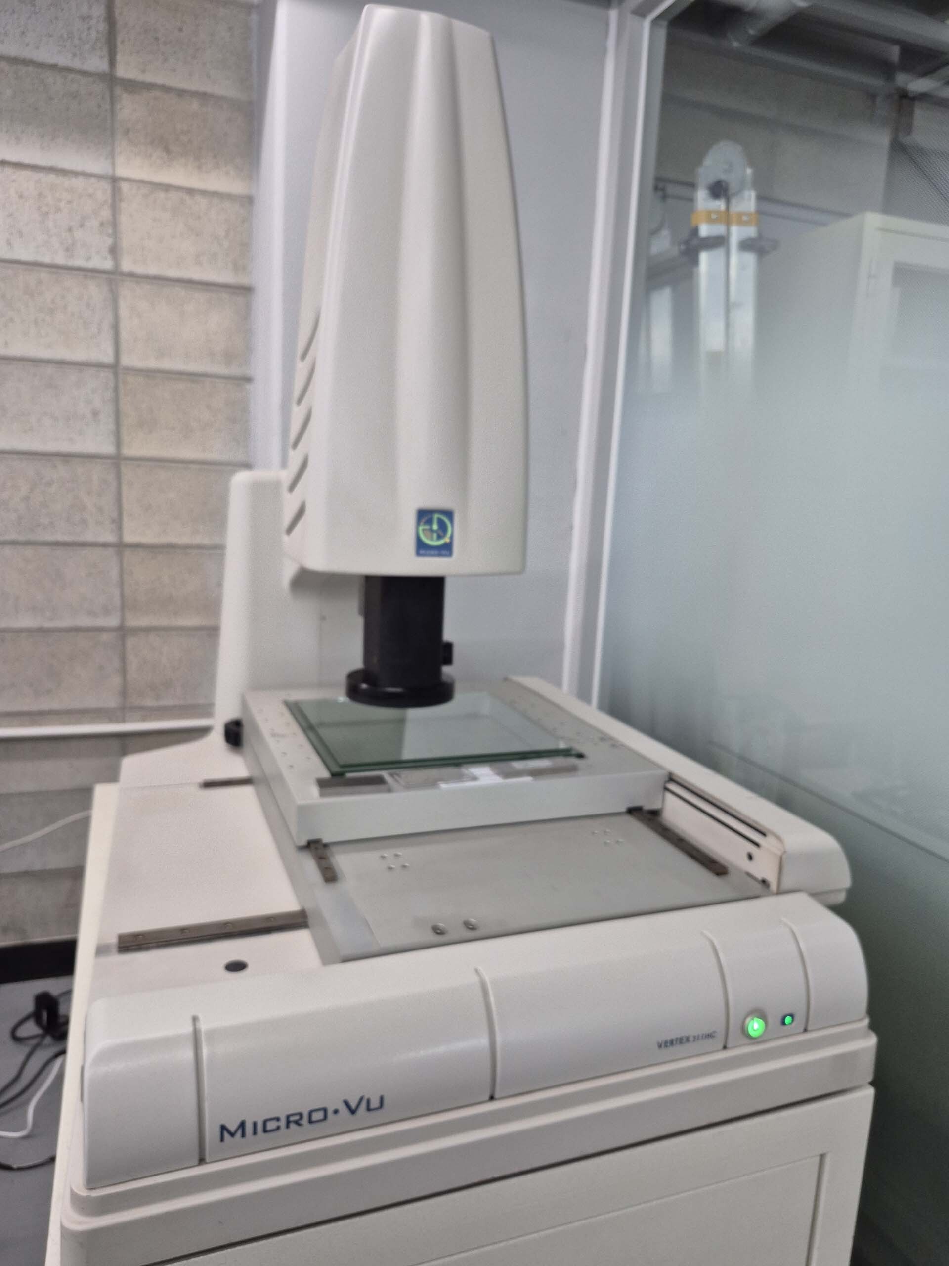 Photo Used MICRO VU Vertex 311 HC For Sale