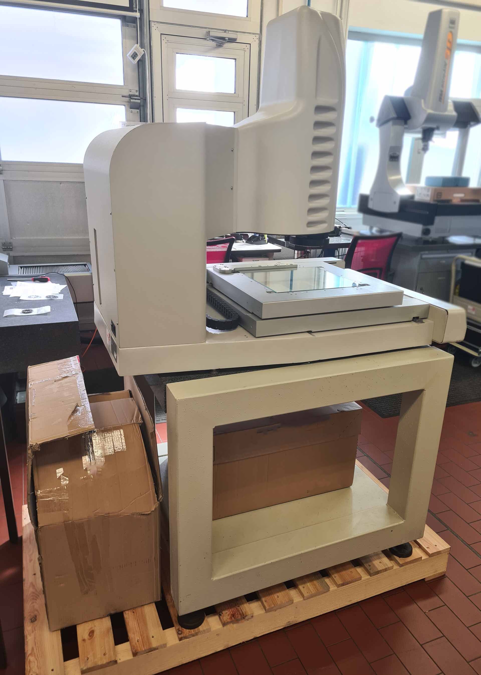 Photo Used MICRO VU Vertex 320 For Sale