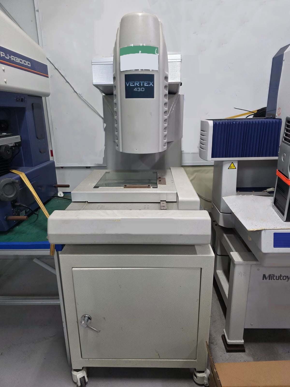 Photo Used MICRO VU Vertex 430 For Sale