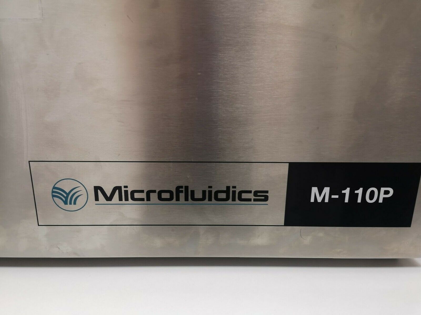 Photo Used MICROFLUIDICS M-110P For Sale