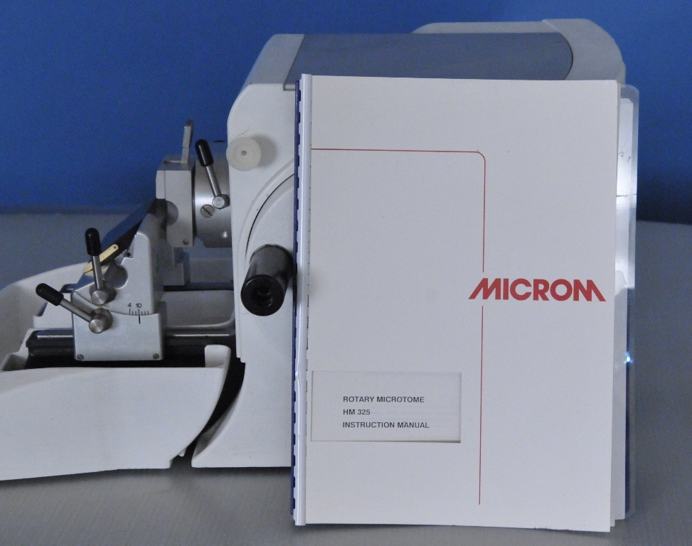Photo Used MICROM HM 325 For Sale