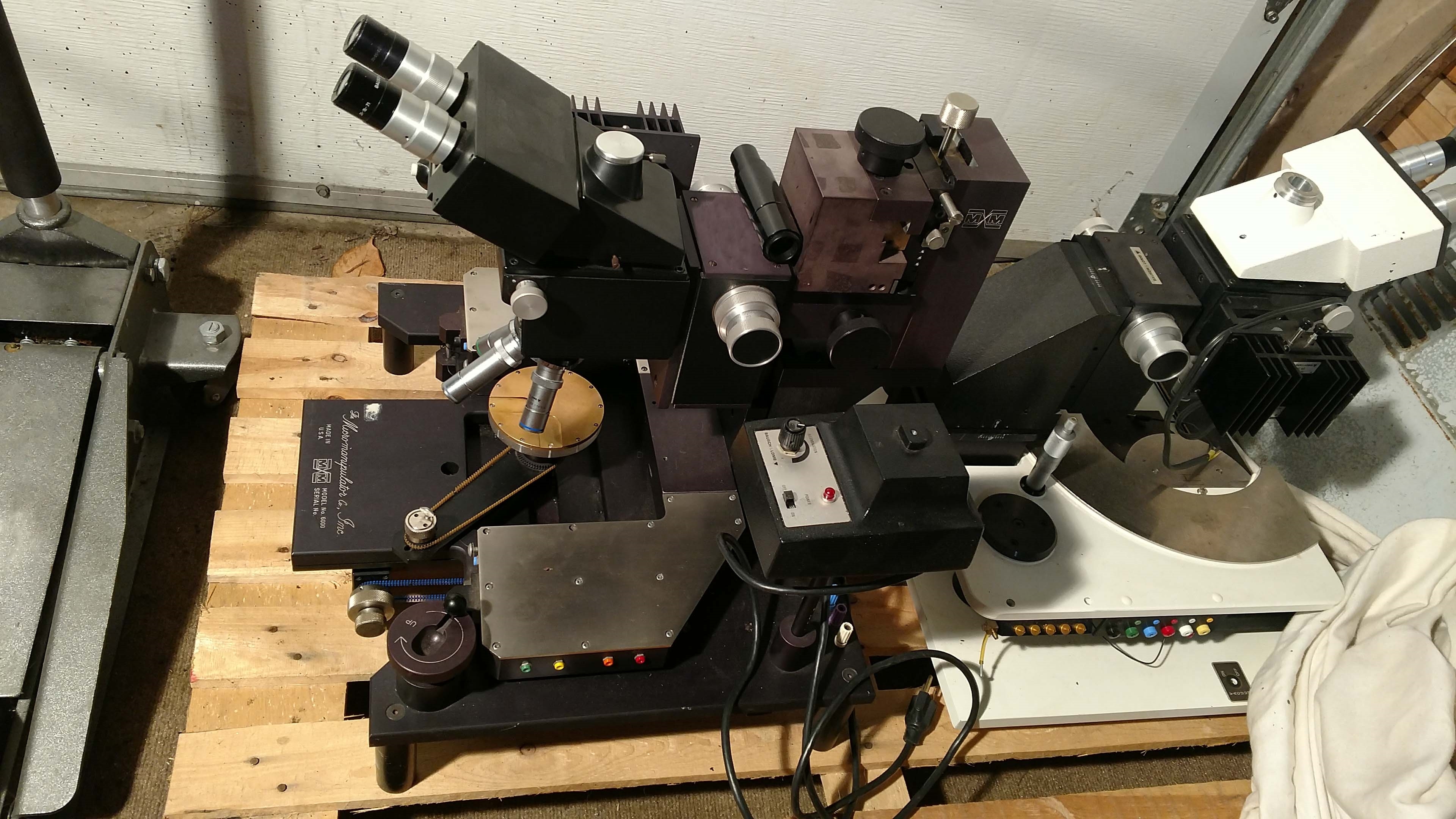 图为 已使用的 MICROMANIPULATOR MM6000 待售