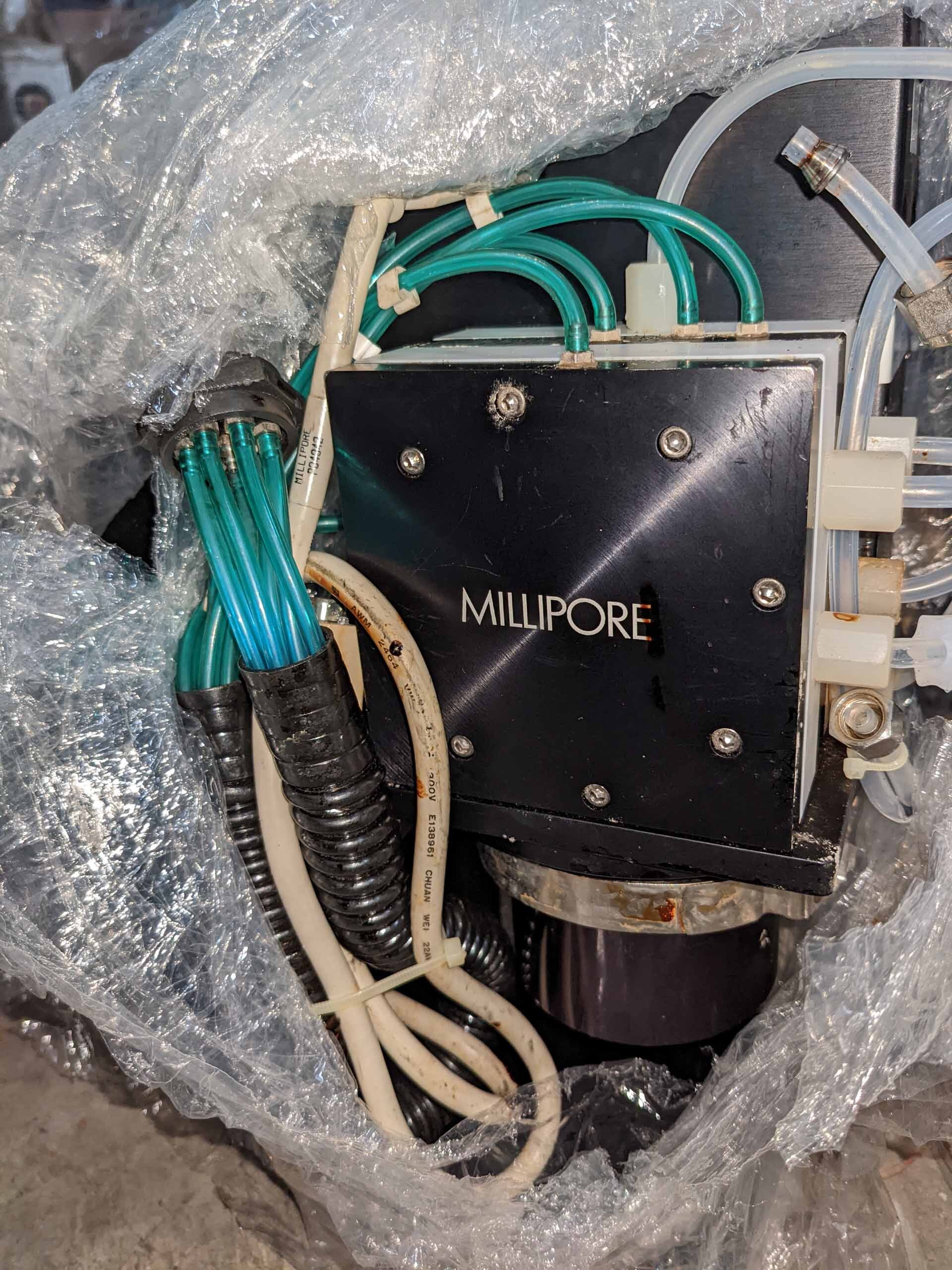 Photo Used MILLIPORE Intelligen II For Sale