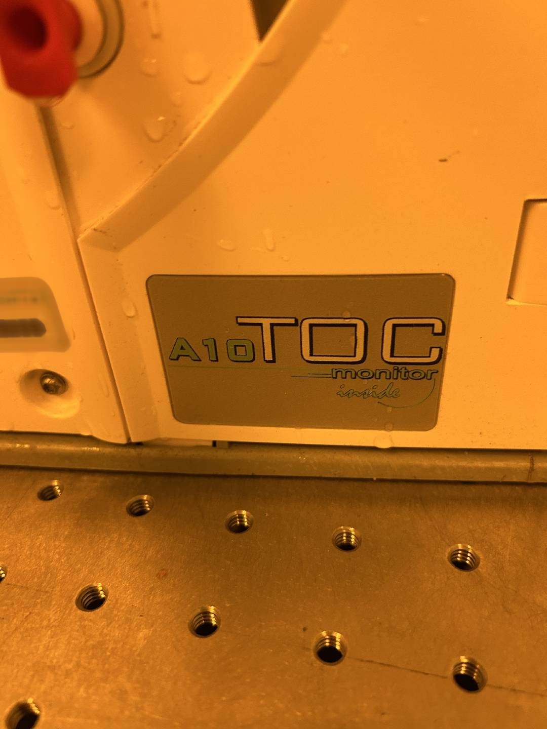 Foto Verwendet MILLIPORE MILLI-Q Advantage Zum Verkauf