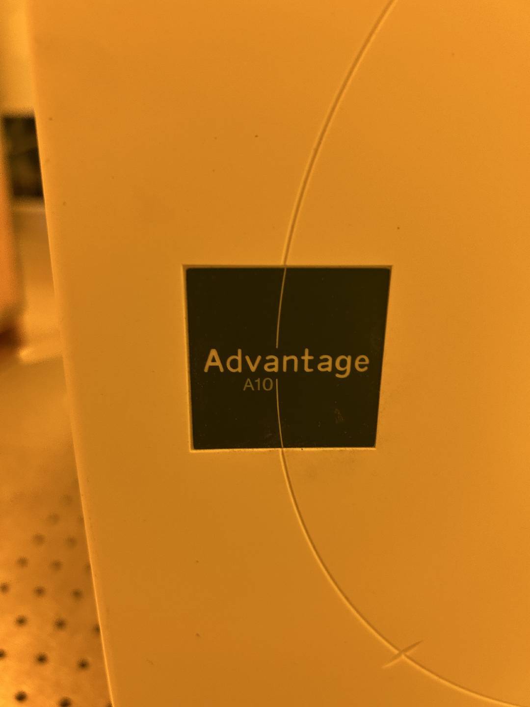 Foto Verwendet MILLIPORE MILLI-Q Advantage Zum Verkauf