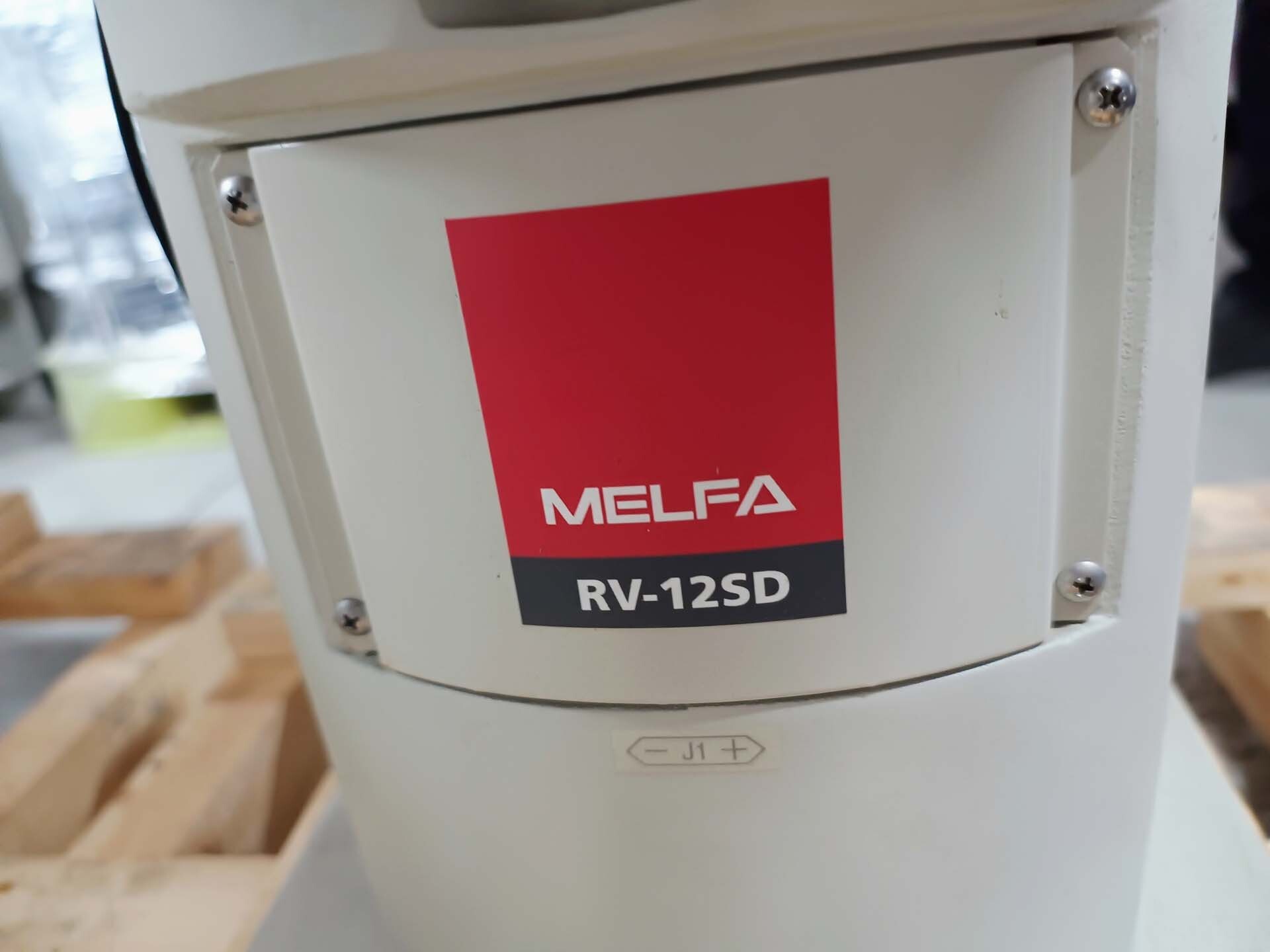 图为 已使用的 MITSUBISHI RV-12SD-S11 待售