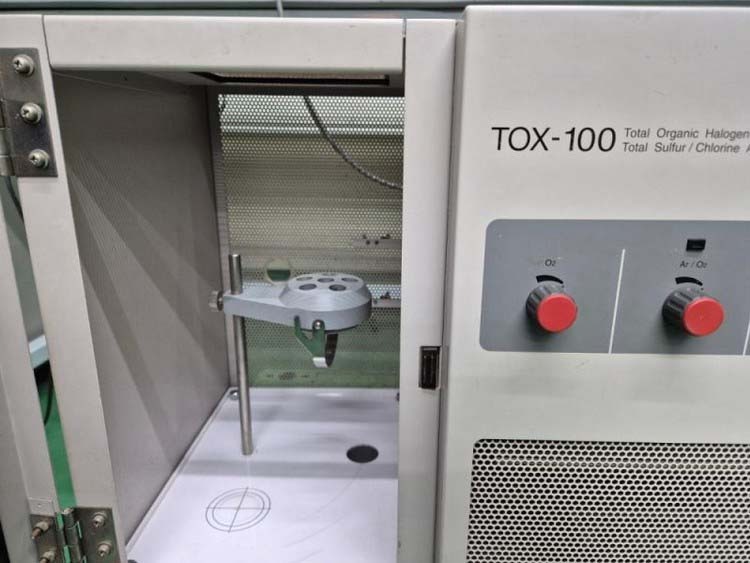 Photo Used MITSUBISHI TOX-100 For Sale
