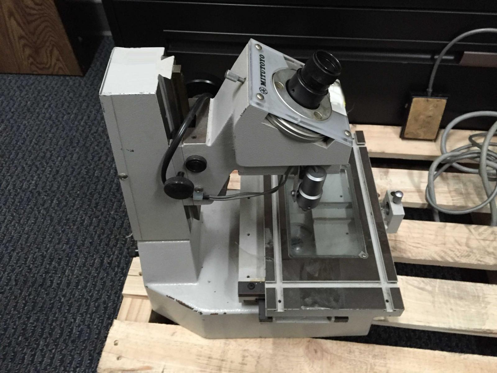 MITUTOYO / TOOLMAKERS TM101 Microscope used for sale price 9156683